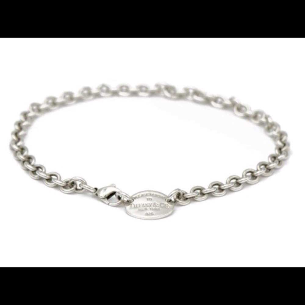 Tiffany & Co. Oval chocker necklace